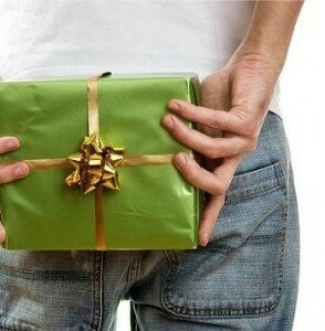 Как заставить мужчину делать подарки