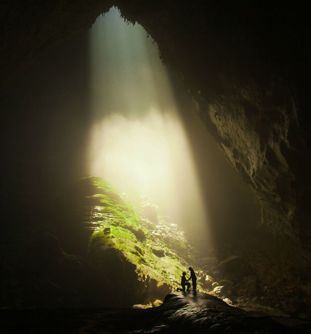 1. В самой большой пещере в мире я встал на одно колено и попросил свою подругу, с которой был вместе уже шесть лет, выйти за меня замуж. Instagram, предложение руки и сердца, фото