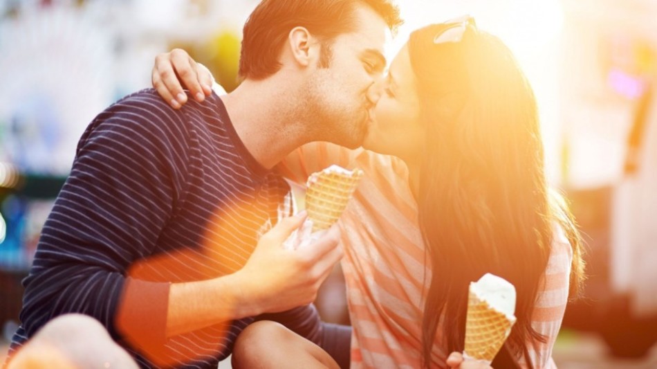 Что значит поцелуй для девушки и для парня в отношениях: виды поцелуев и их значение